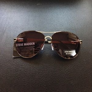 Steve Madden sunglasses